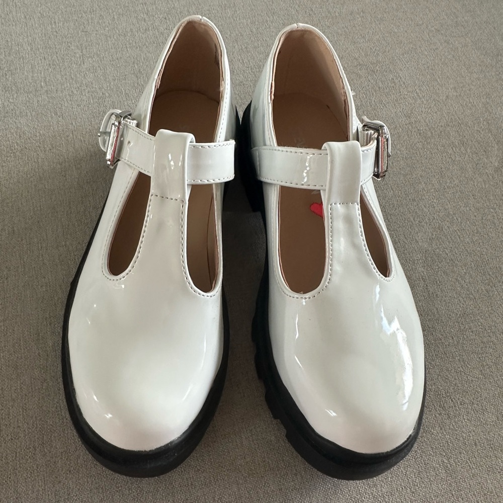Steve Madden girls Mary Jane’s